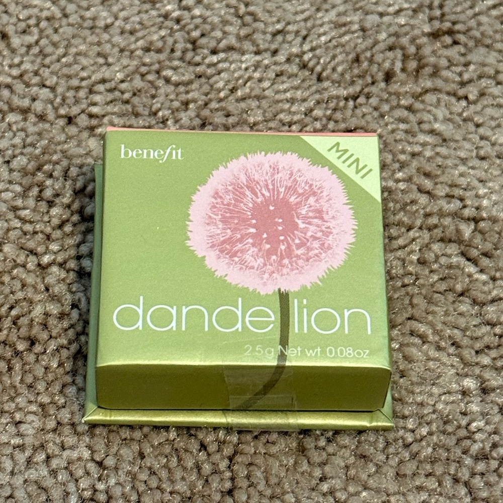 NIB Benefit Dandelion Highlighter